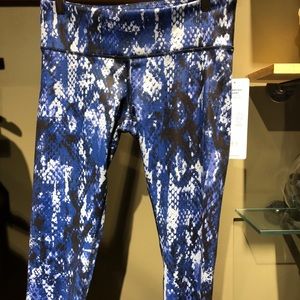 Alo yoga Airbrush Capri